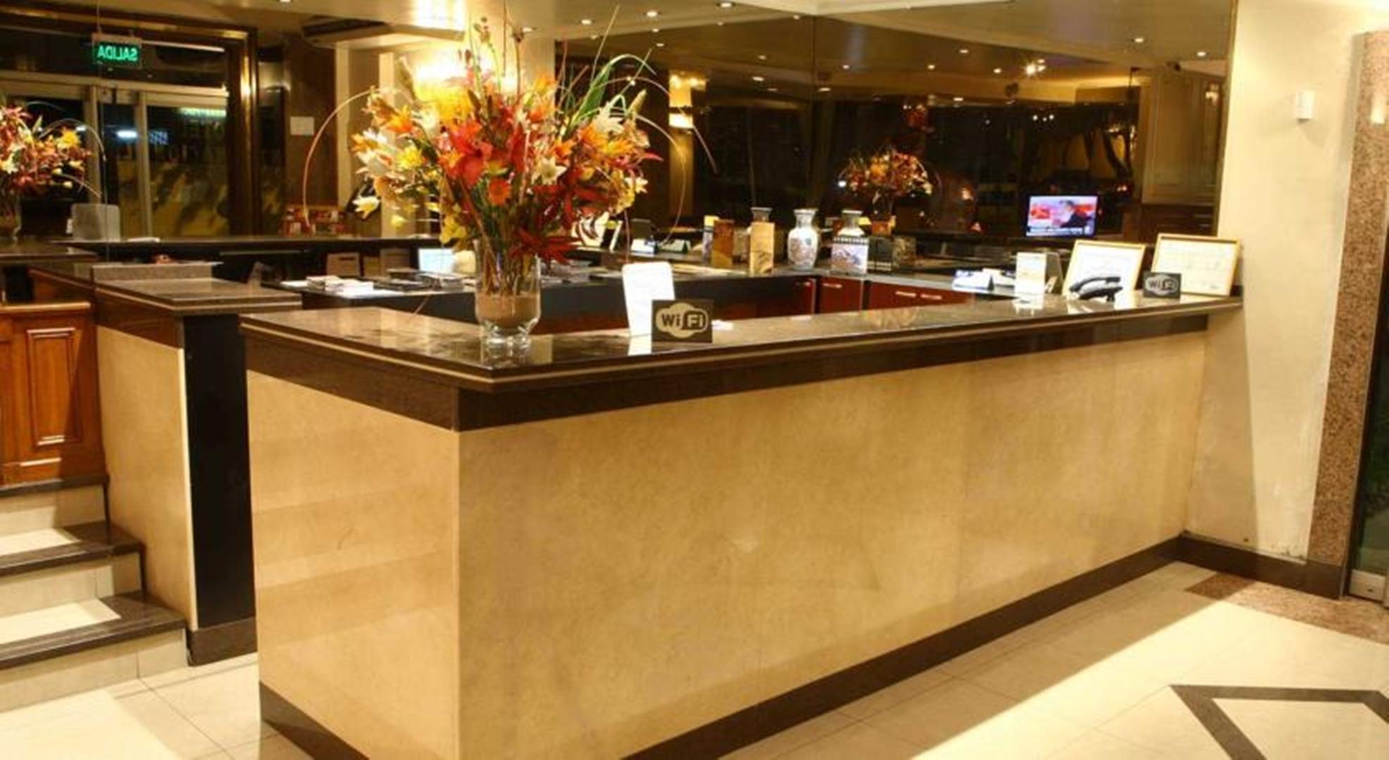 Ritz Hotel 3*